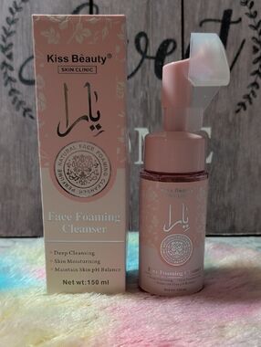 Kiss Beauty Pink Face Foaming Cleanser - Yara scented